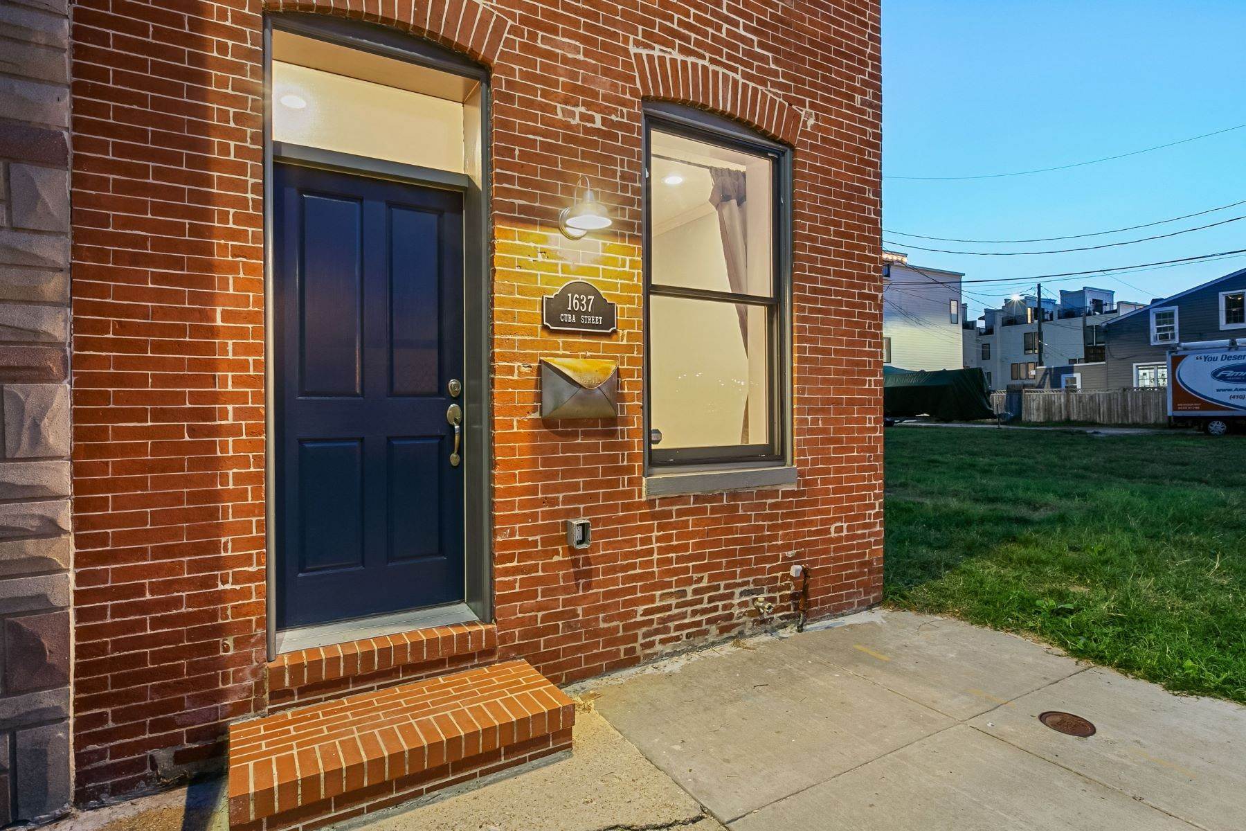 7. Townhouse at Locust Point Townhome 1637 Cuba Street Baltimore, Maryland 21230 United States