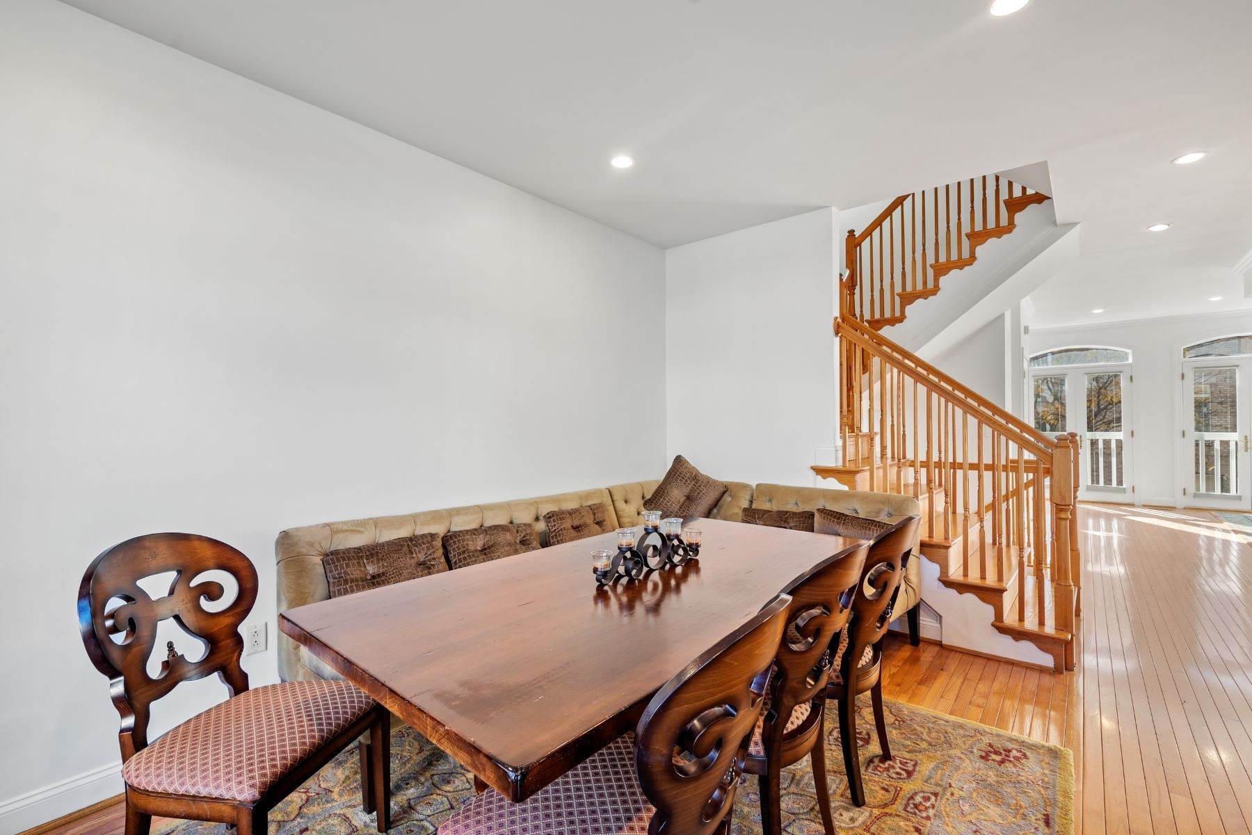 9. Townhouse for Sale at The Townes at Harborview 1239 Harbor Island Walk Baltimore, Maryland 21230 United States
